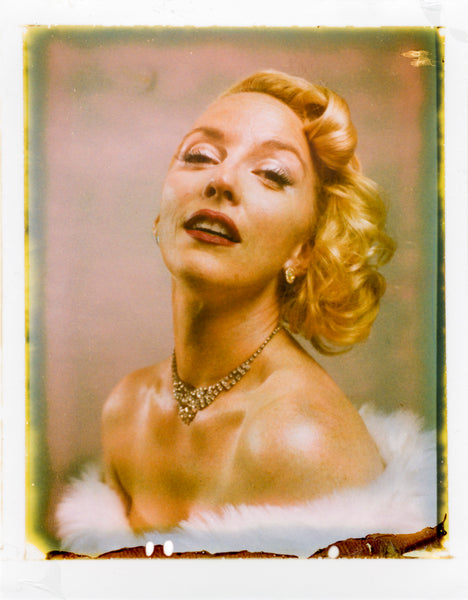 ONE INSTANT CLASSIC FILM 'TYPE 100' PACKFILM (3 SHOTS)