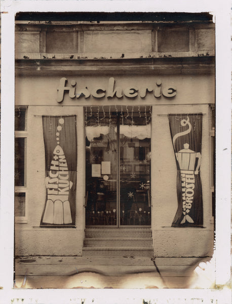 ONE INSTANT CLASSIC FILM 'TYPE 100' PACKFILM (3 SHOTS)